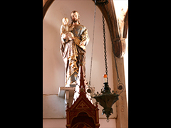 旧五輪教会堂のイエス・キリスト像
