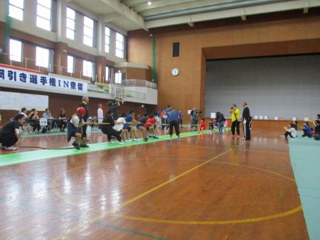奈留綱引き選手権大会の様子2