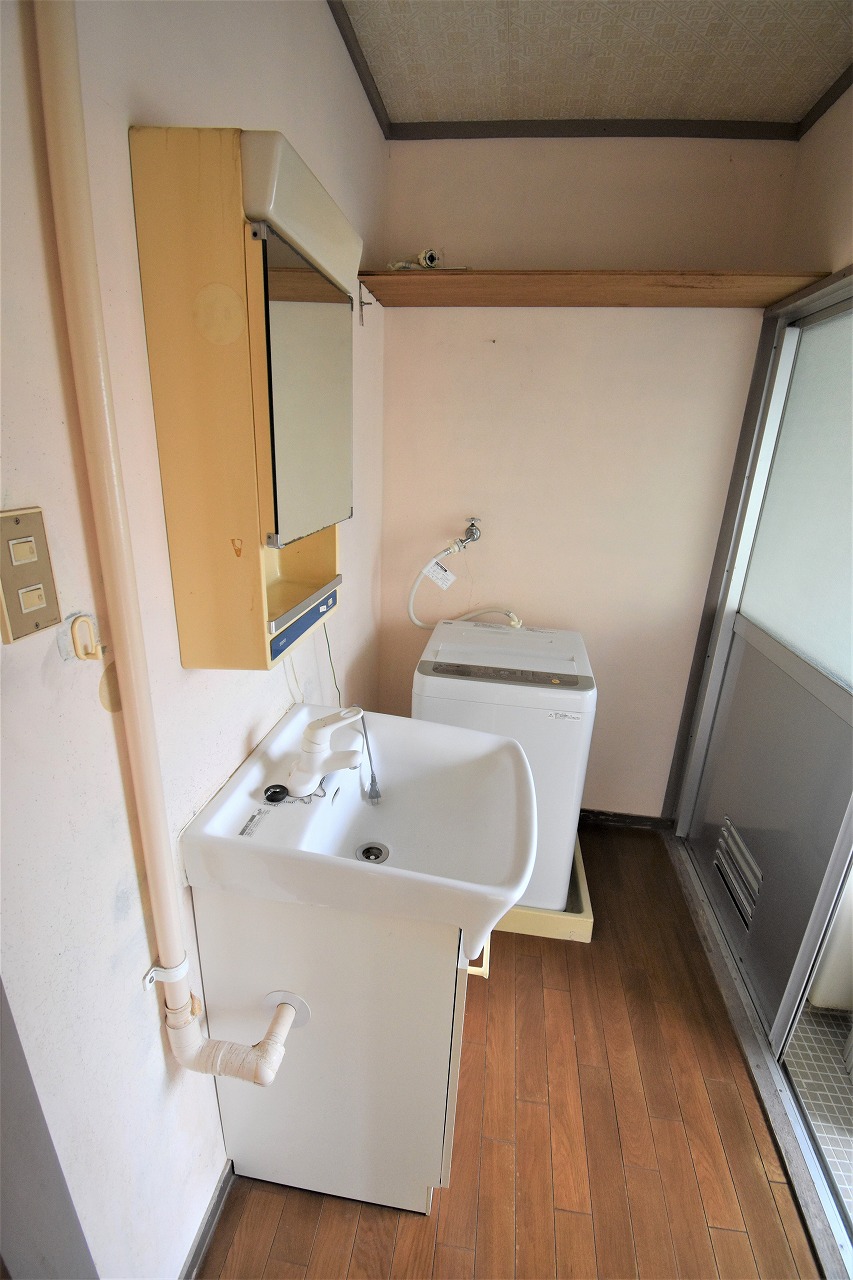 武家屋敷短期滞在住宅の脱衣所