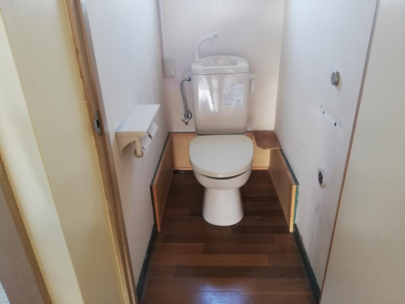木場住宅（トイレ）