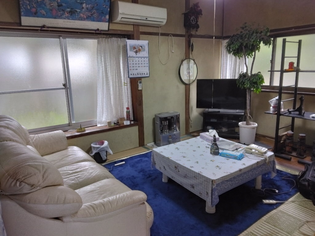 detached 上大津町