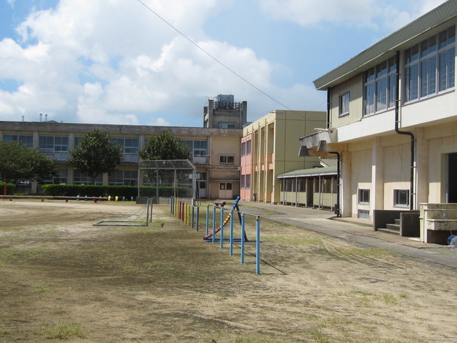 五島市立 盈進小学校2の画像