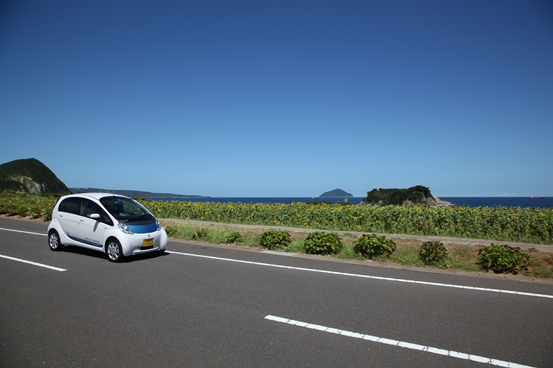 電気自動車の画像