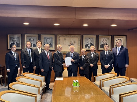 有人国境離島法改正・延長要望活動１