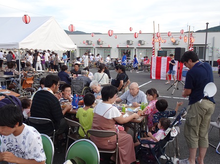 きじの里納涼祭の様子