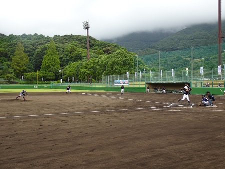 離島甲子園、五島バラモンの試合の様子