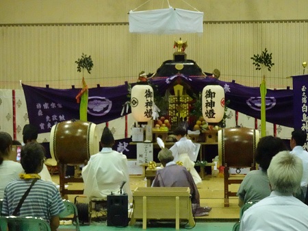 白鳥神社例大祭夜神楽、さおまい