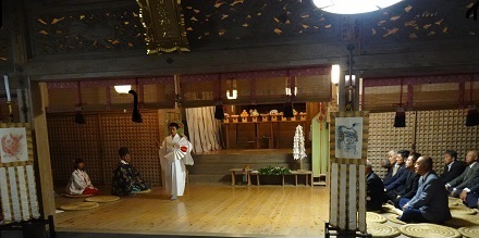 富江神社大例祭での神楽舞い4