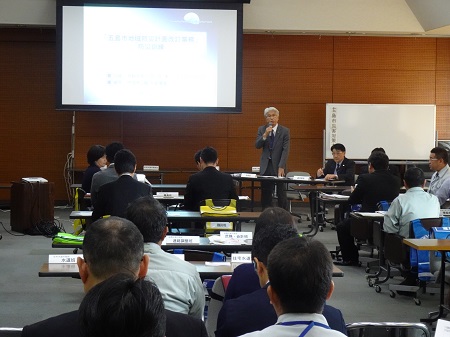 市役所庁舎防災訓練での市長の様子