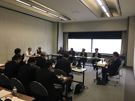 県病院企業団運営会議の様子