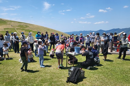 鬼岳で遊ぼう！バラモン凧揚げ大会2022