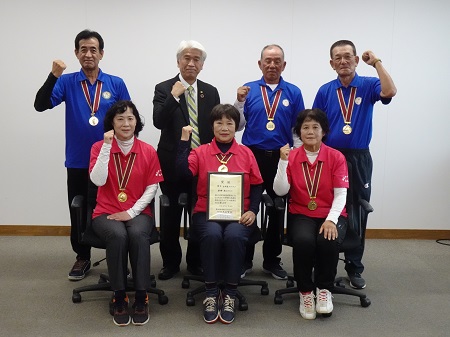 グラウンド・ゴルフチーム「福江ナイスイン」市長表敬訪問
