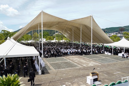 長崎原爆犠牲者慰霊平和祈念式典の様子