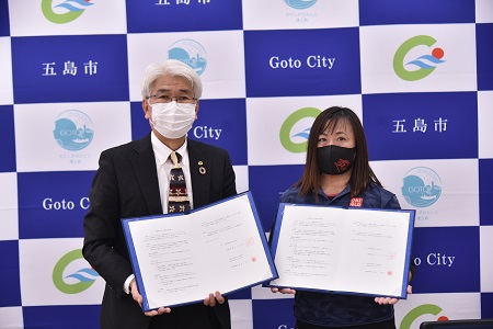 高齢者見守り支援協力協定締結式