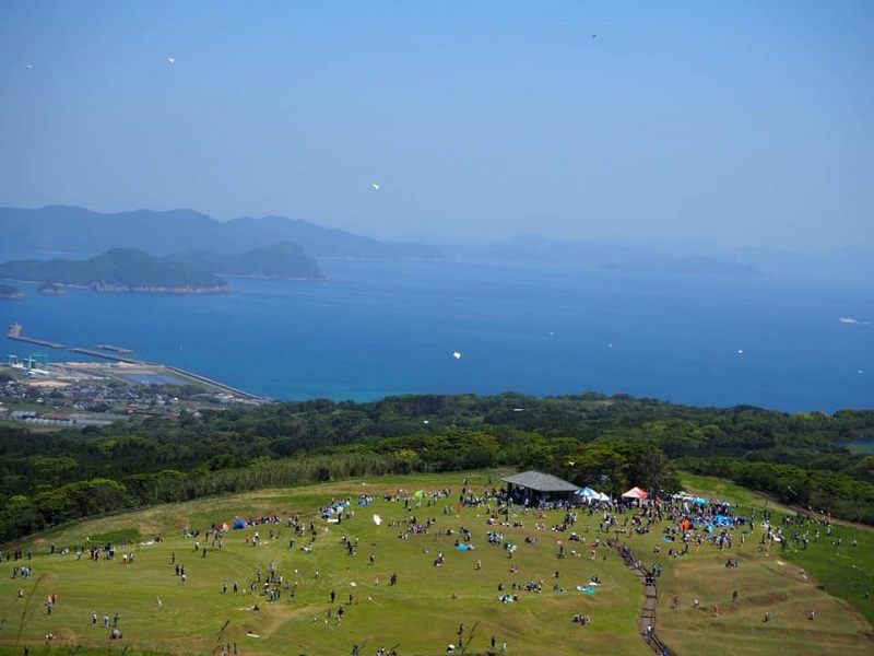 鬼岳の頂上からイベントを見た様子の画像