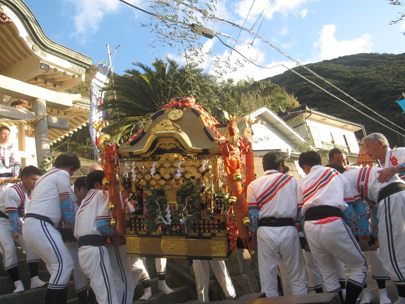 椛島神社例祭のお神輿の画像