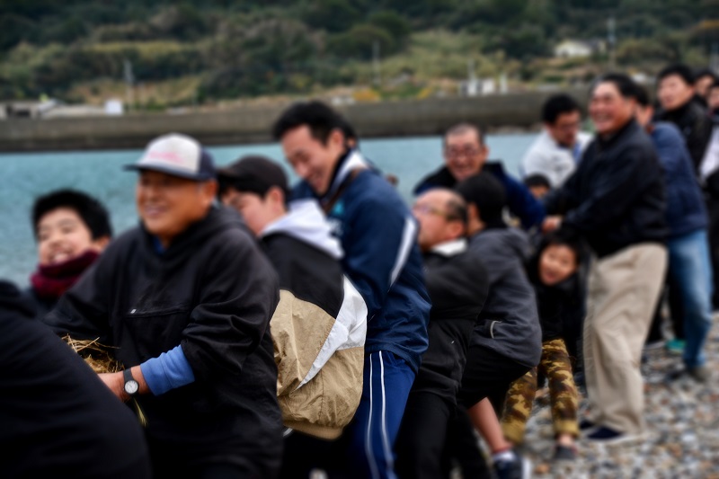 大宝の綱引き（男性側）の画像