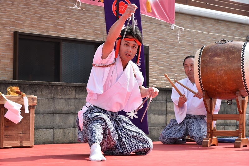 白鳥神社神楽の画像