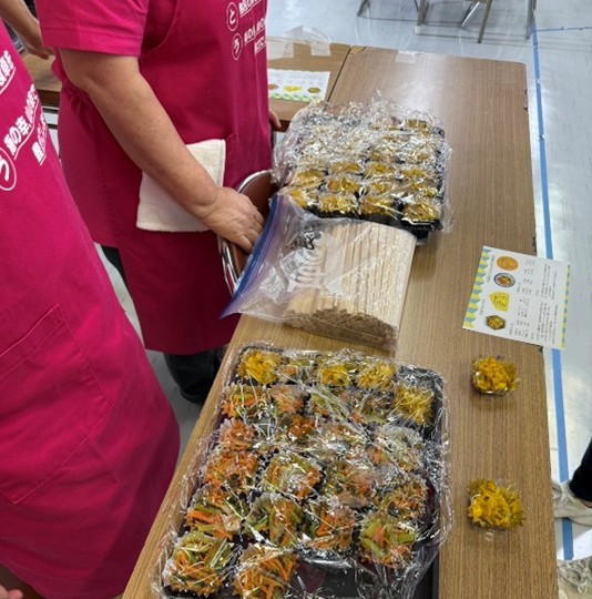 試食の様子