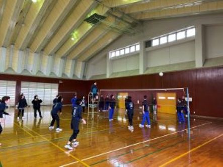 ソフトバレーボール大会の様子の画像