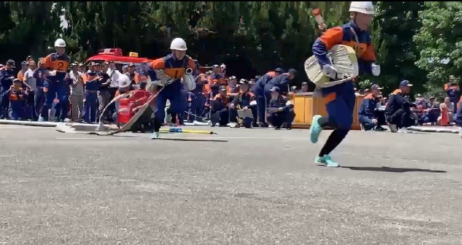 操法実演の画像