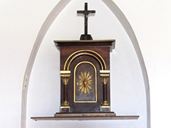 打折教会の祭壇