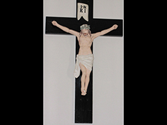 嵯峨島教会のキリスト像