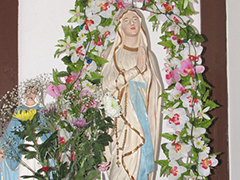 嵯峨島教会のマリア像